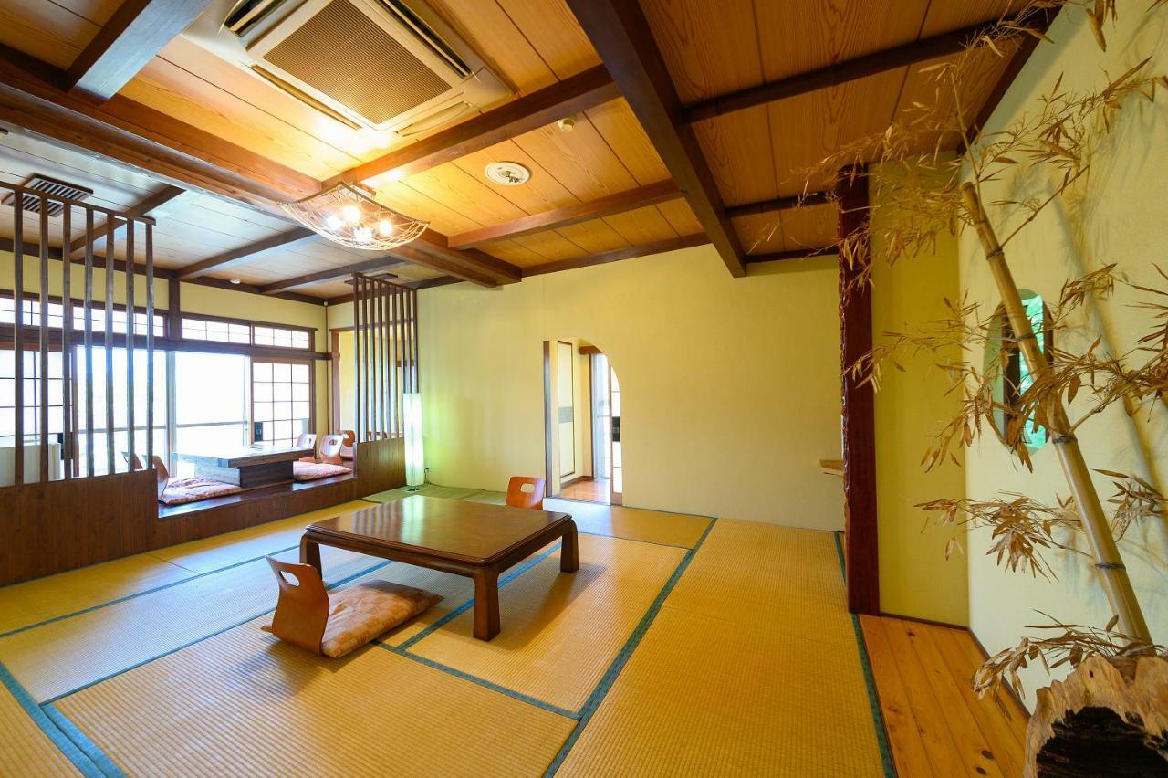 Kazeno Sanso Yamashiro Hotell Yufu Exteriör bild